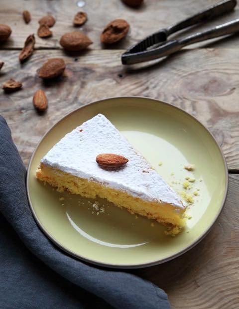 angela-frenda-almond-cake-boo